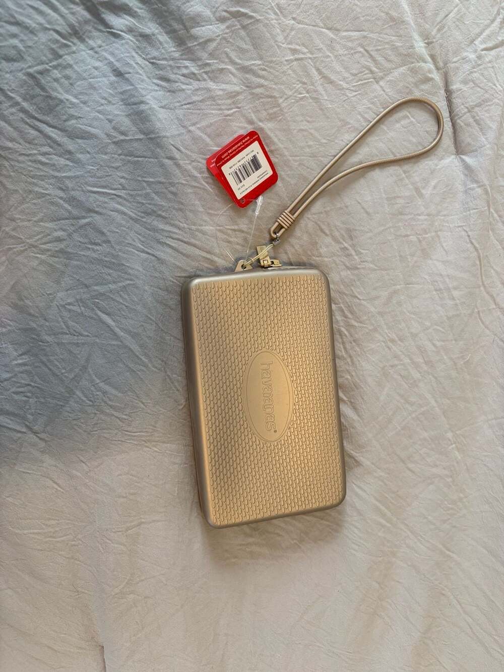 Havaianas Minibag Plus Metalica Champagne Silicone Wristlet Pouch